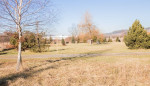 Stavebný pozemok (895 m2) Lieskovany pri Sp. Novej Vsi – fotka 3